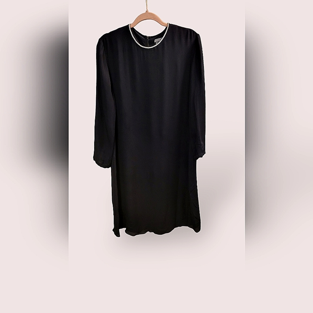 Linda Allard Ellen Tracy Embellished black dress Size 10